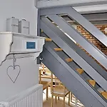 Auf Den Hoefen 19 *