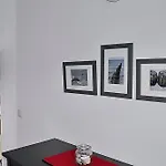 Auf Den Hoefen 19 *
